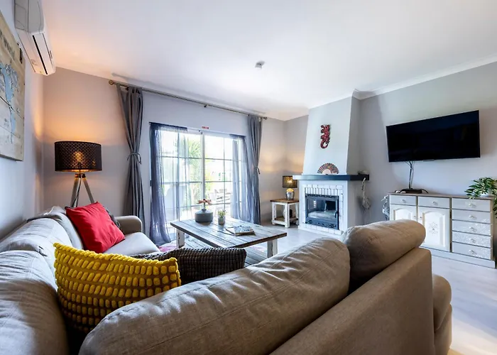 Casa Alma Branca * Pêra